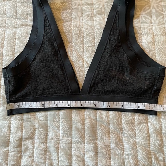 Victoria’s Secret Black Sheer Leopard Lace Bralette Bra Extra Small - Picture 10 of 11